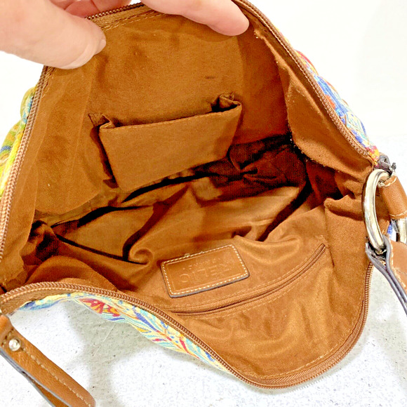 Relic Quilted Canvas Shoulderbag Casual Purse Multicolor Paisley Boho Festival - Picture 10 of 12